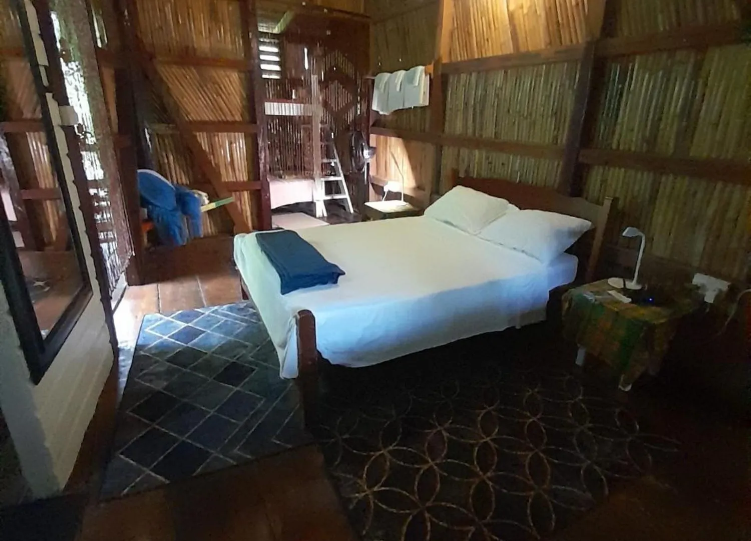 Tia'S Bamboo Cottages Restaurant, Bar & Sulphur Spa روسو
